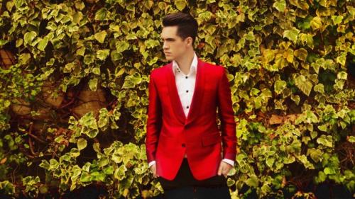 Death of a Bachelor, The Rises of Brendon Urie dari Panic! At The Disco